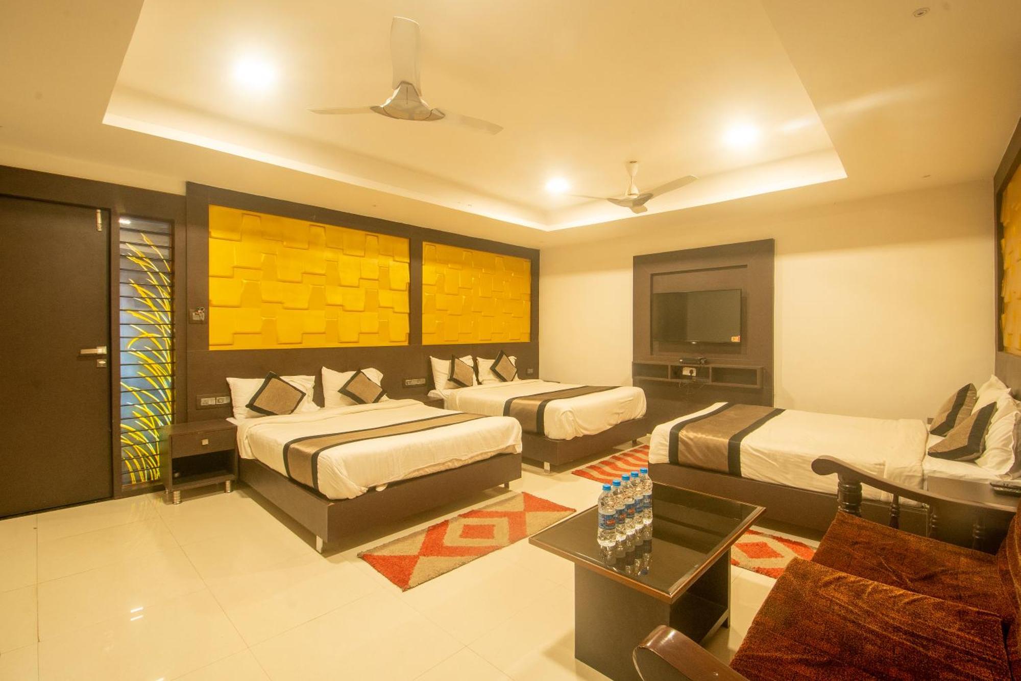 Parampara Residency Kushālnagar Eksteriør billede